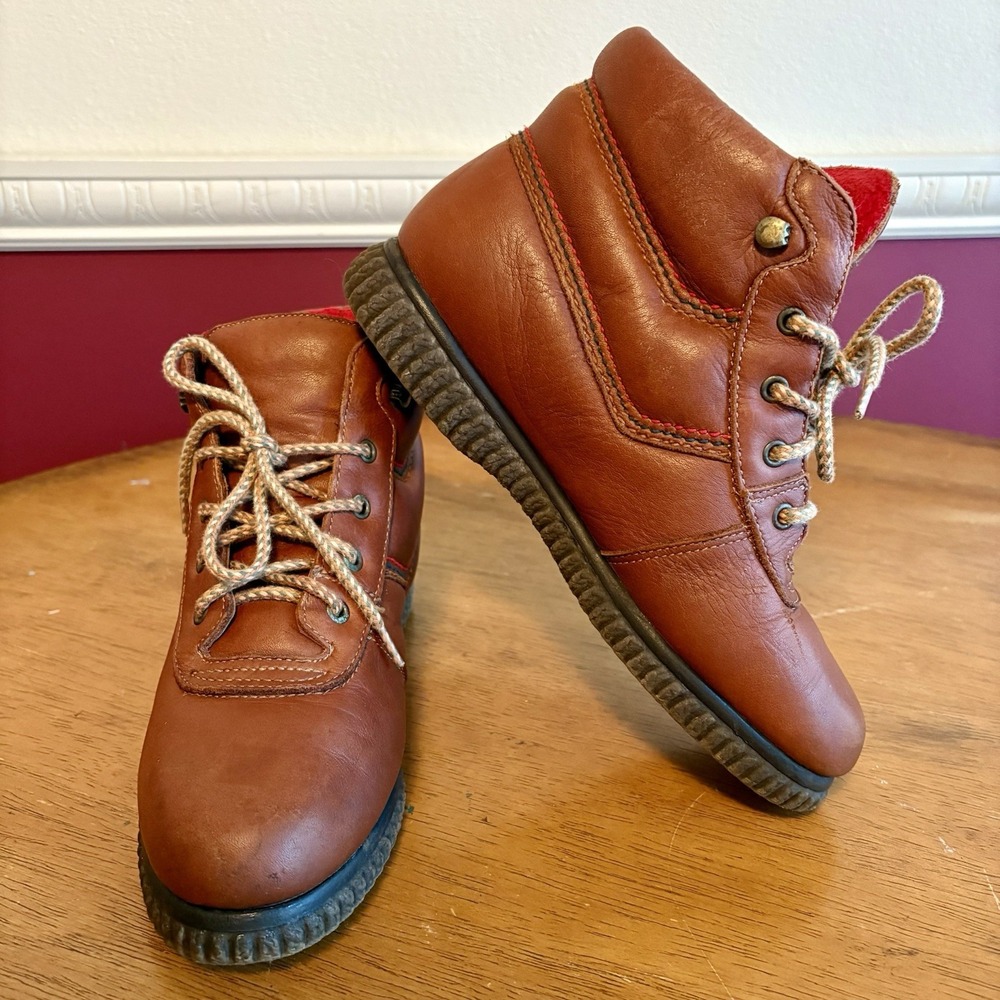 Vintage 80s Bass waterprood brown‎ leather hiking boots